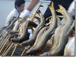 炭焼きです。 アツアツをどーそ♪