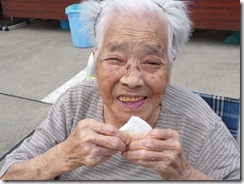 焼きたての塩せんべい おいしいよ～