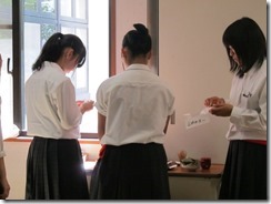 2013H250719 飛騨神岡高校茶道部 呈茶 036