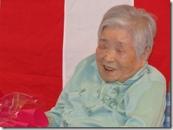 2014H260310 田口トシ様100歳お祝い 030